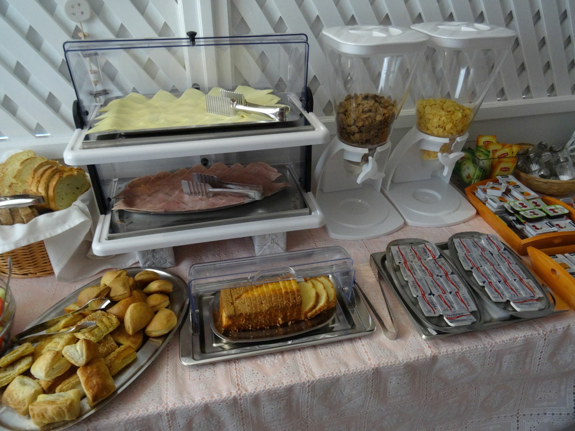Bella Sant Aparthotel Периса Екстериор снимка